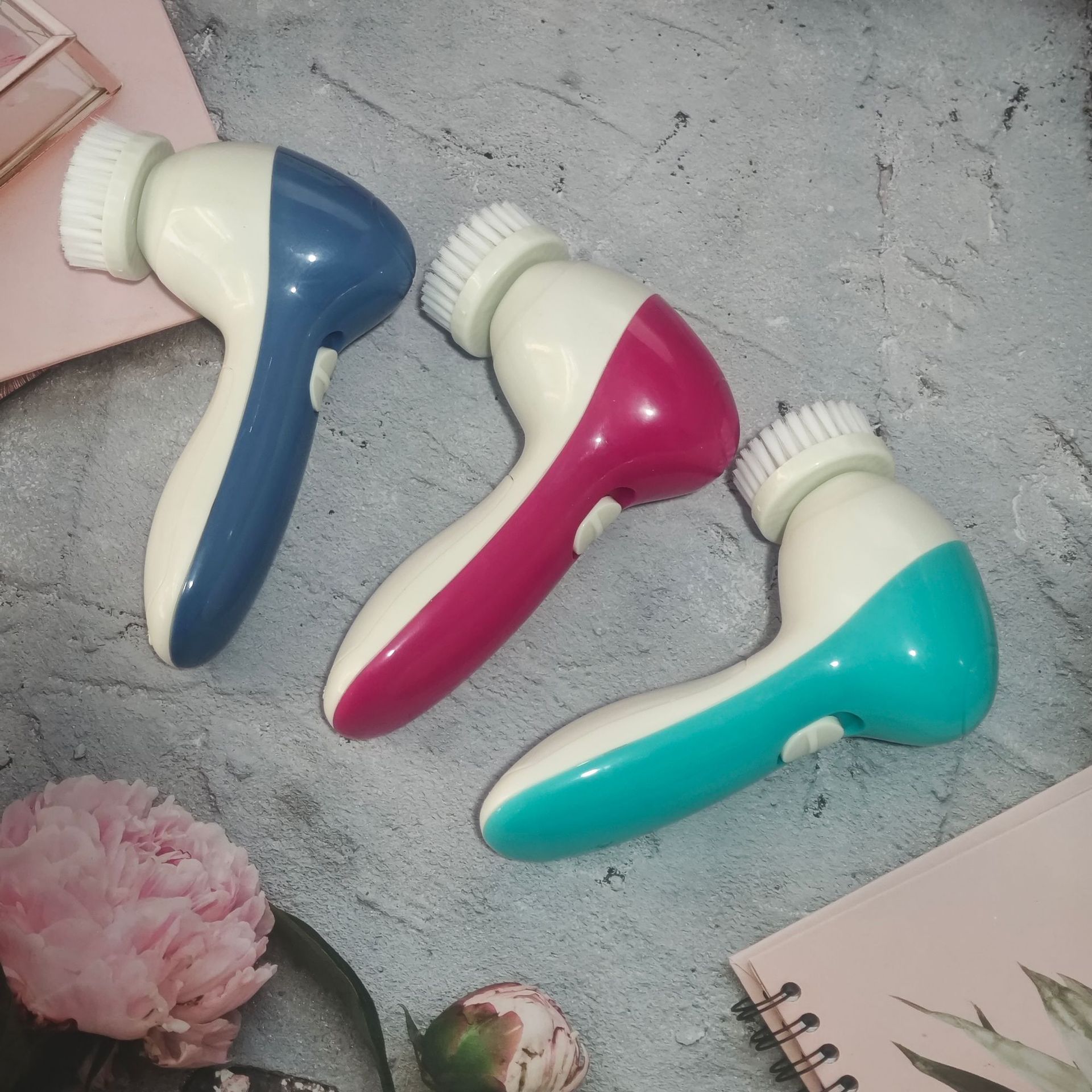 Five-in-one Facial Cleaner Electric Face Washing Beauty Instrument - Green Opp Bag