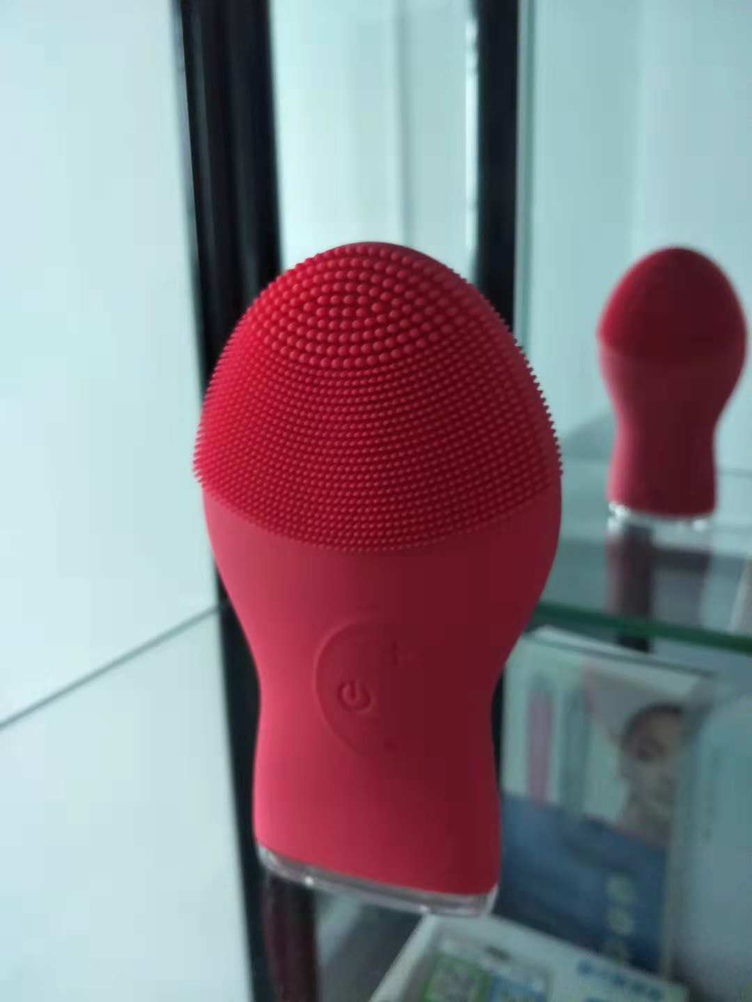 Waterproof silicone facial cleanser factory straight - Red English